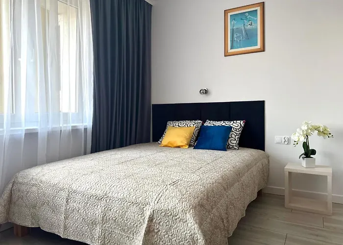 K22 Galeria Mokotow Modzelewskiego Apartmán Varšava
