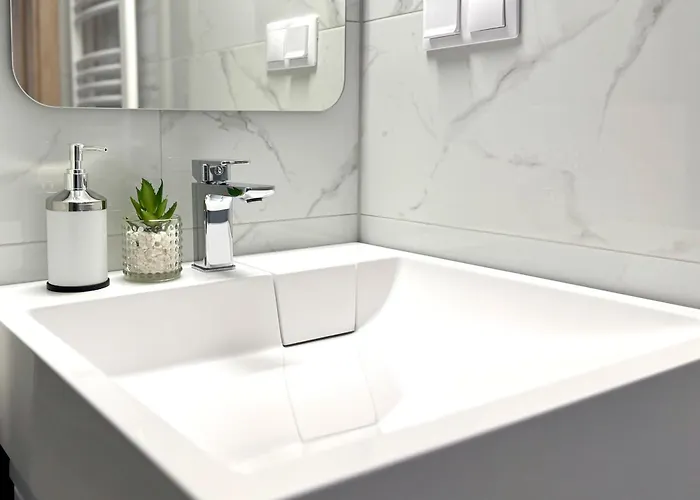 K22 Galeria Mokotow Modzelewskiego Apartmán *